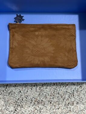 IPSY glam bag — sunflower pattern